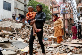 how to help nepal